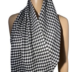 RESTOCKED! 100% Cashmere Black and White Houndstooth Scarf